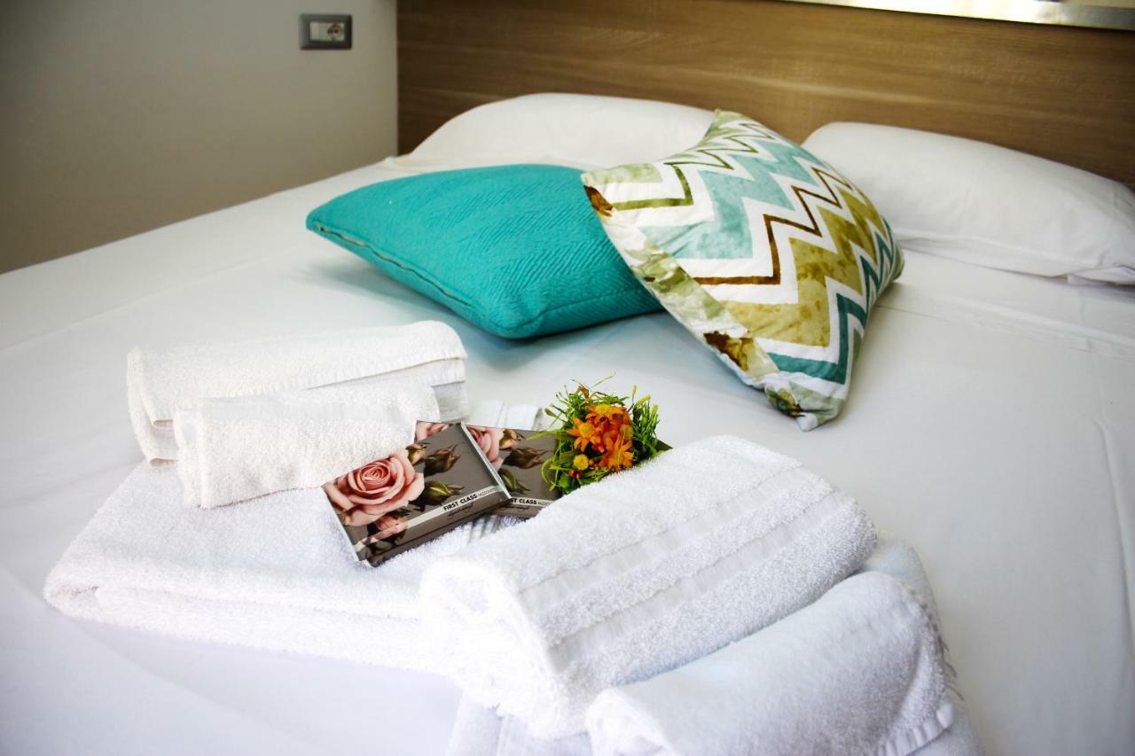 B&B Al Vicoletto シッラ エクステリア 写真